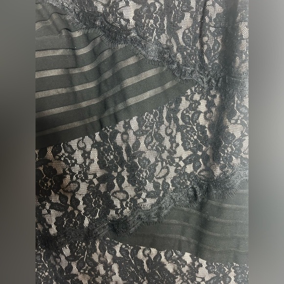 JAX lace combo dress - Picture 8 of 9